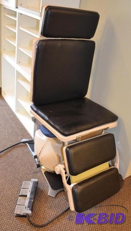 lot 6 image: Ritter Powered&nbspMedical Exam Chair Model ...