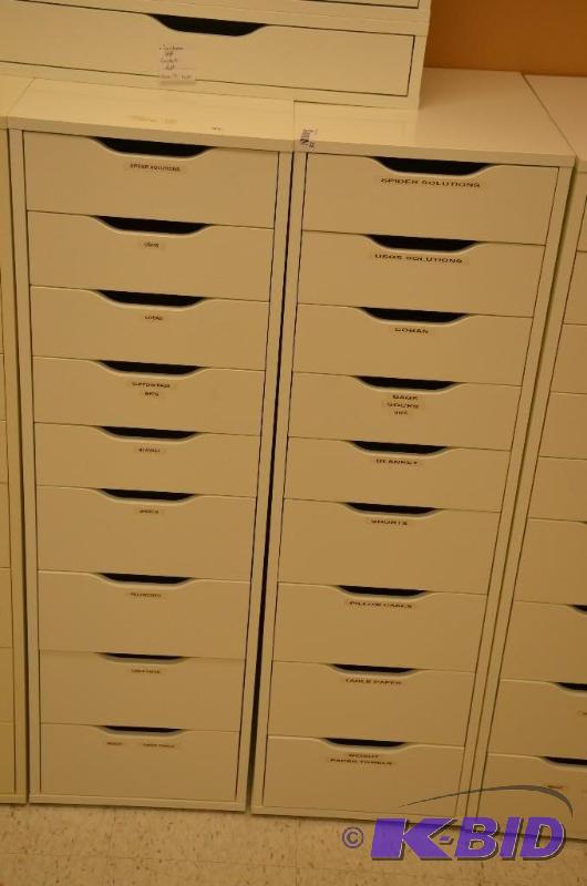 lot 72 image: 2 Storage drawers 14x19x46...