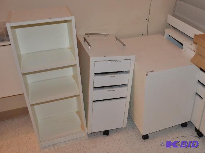 lot 82 image: 3 storage cabinets (2 on wheels) 14x20x29 12...