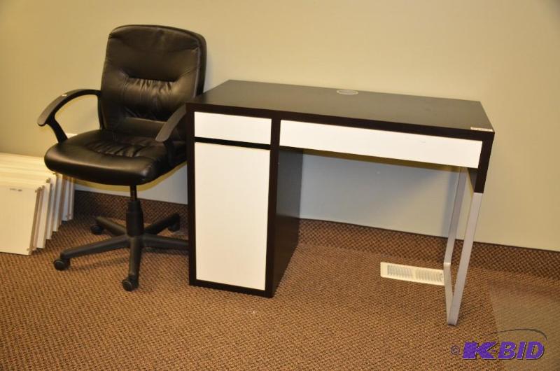 lot 90 image: office desk with 2 drawers and storage shelve...
