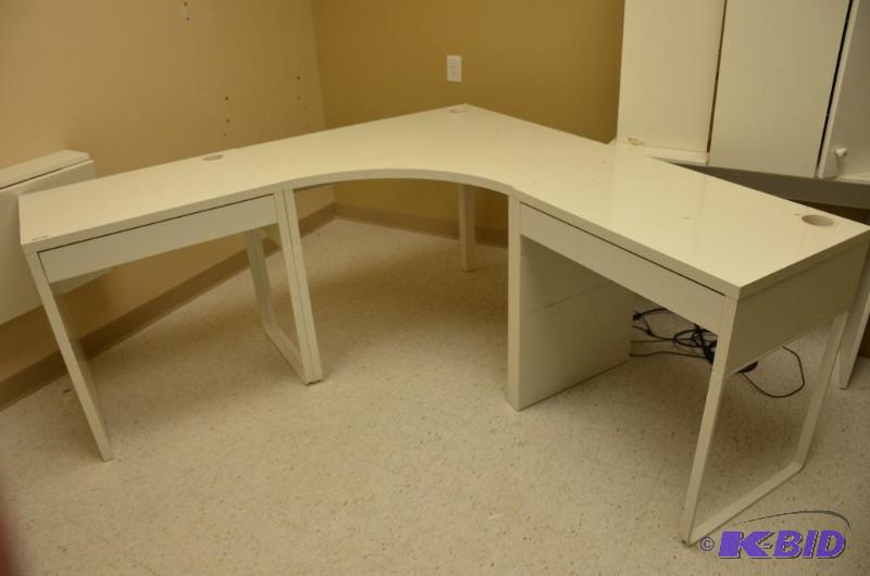 lot 92 image: White wood desk 29x20x30...