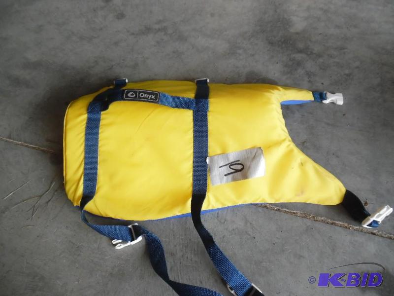 dog life jacket