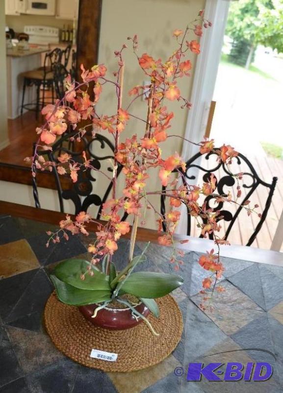 Centerpiece with plant for dining room table....
