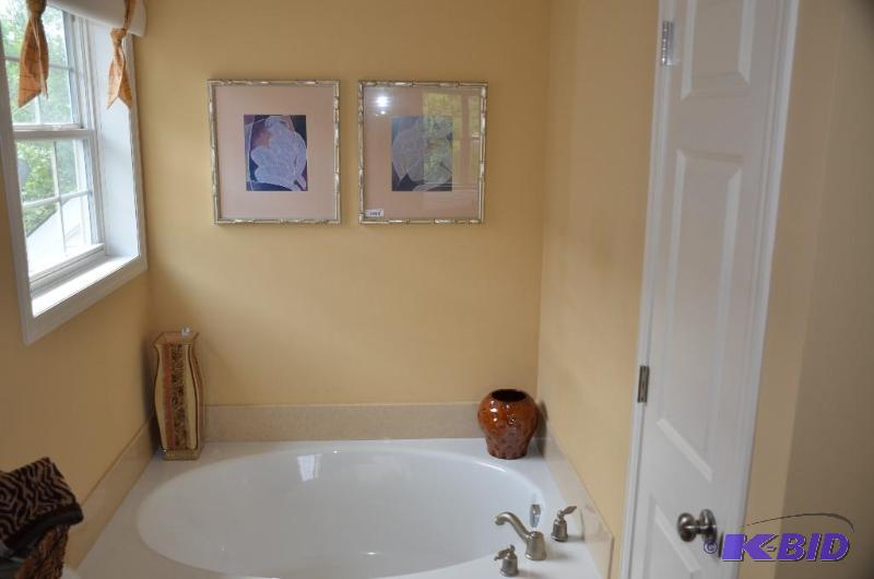 Two pieces of artwork- size 18 x 20. Vases no...