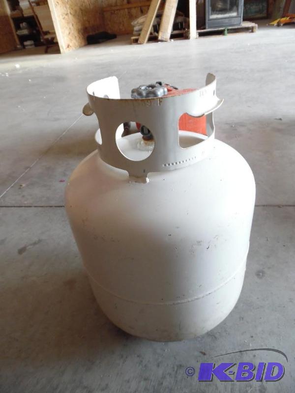 Propane tank