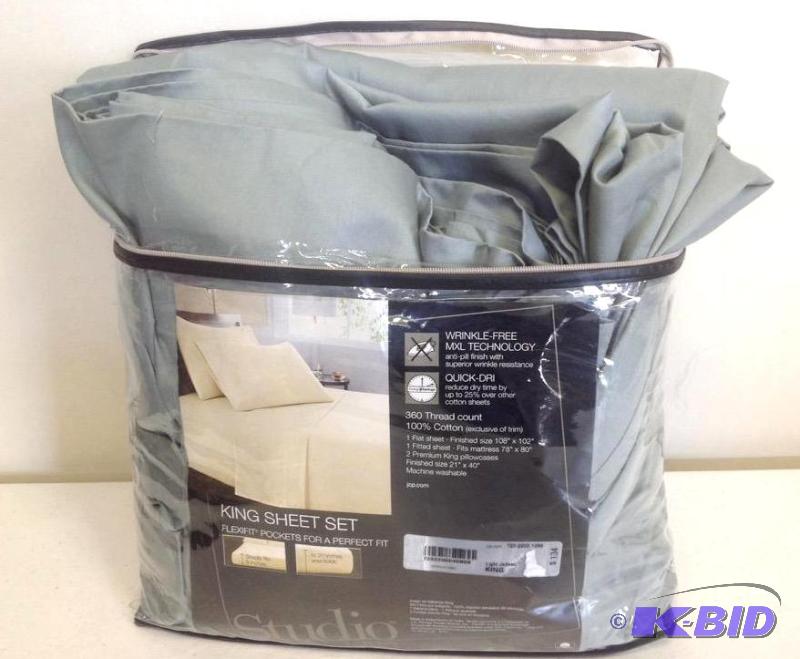 lot 3 image: Studio JC Penny King Sheet Set Light Jade