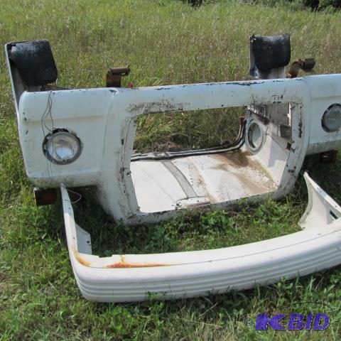 Ford 9000 Hood