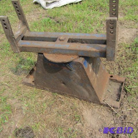 Semi Hauler Saddle