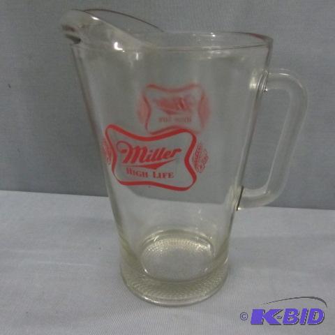 lot 119 image: Vintage Miller High Life Pitcher
