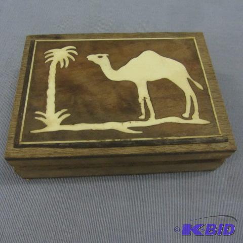 lot 159 image: Vintage Camel Cigarette Box