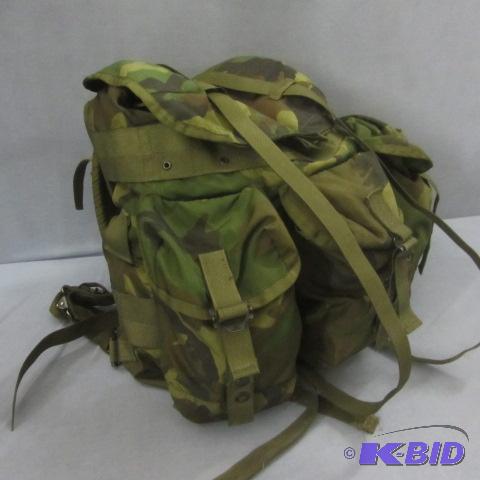 lot 180 image: Vietnam Era Rucksack