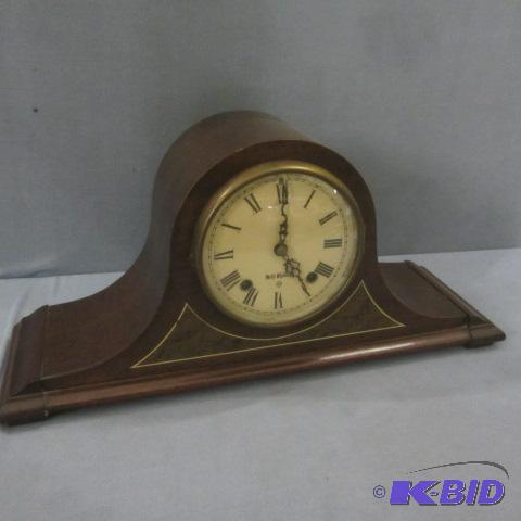 lot 201 image: Seth Thomas Camelback Clock