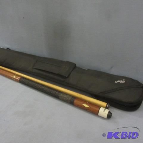 lot 236 image: Harvard Cue Stick