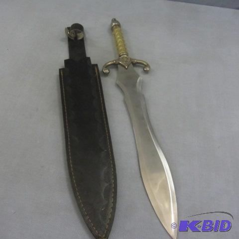 lot 31 image: Frost Cutlery, Leather Sheath