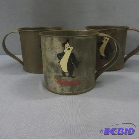 lot 56 image: Hamms Beer Tin Cups