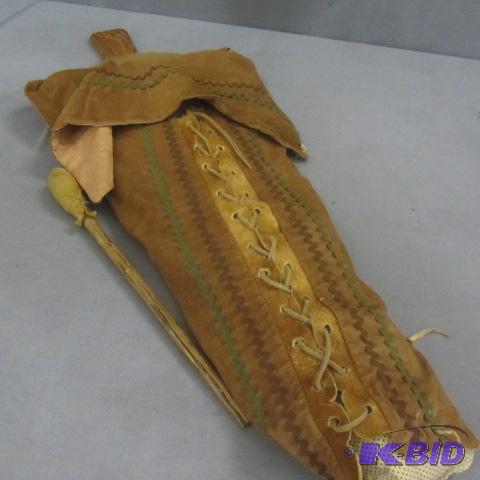 lot 75 image: Vintage Papoose Board