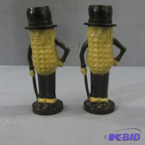 lot 94 image: Salt & Pepper Mr. Peanut