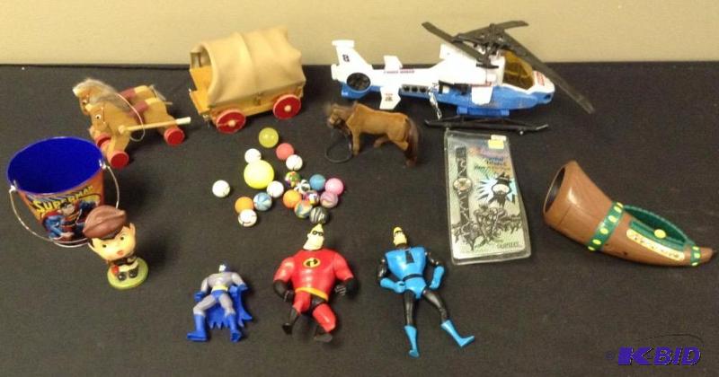 lot 23 image: Childrens Toys