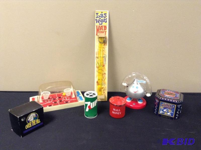 lot 26 image: Lot Collectibles