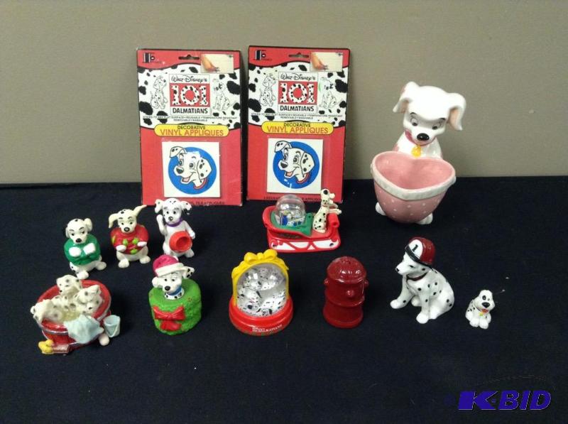 lot 30 image: 101 Dalmatians Collectible Toys