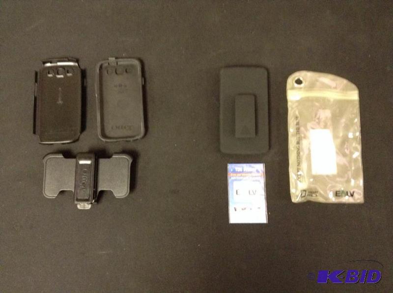 lot 88 image: Lot Cell Phone Carrying Case & Clips - Otterbox