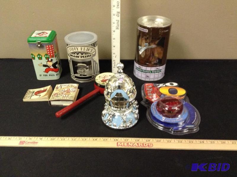 lot 91 image: Assortment Games and Collectibles