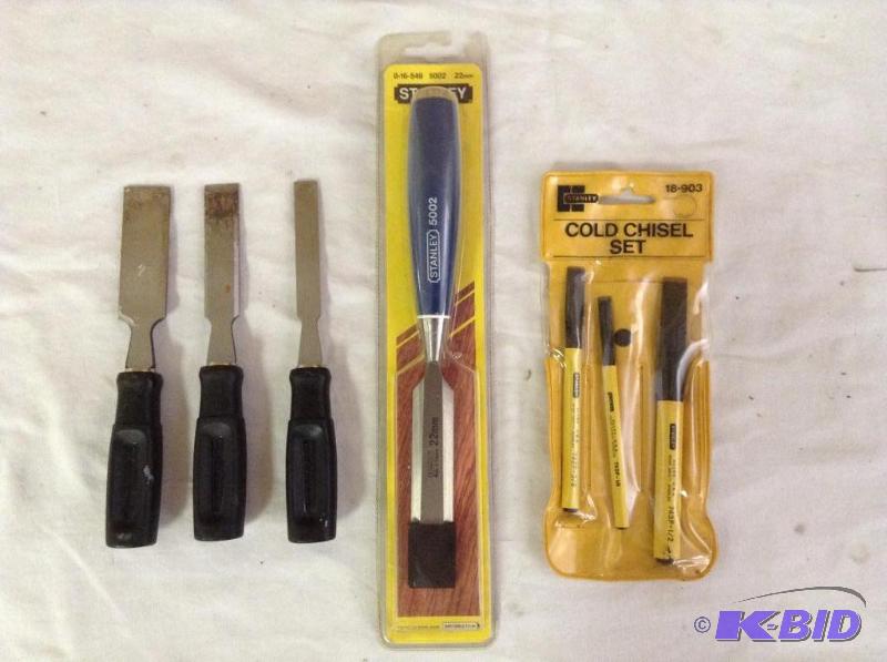lot 113 image: Assortment Chisels