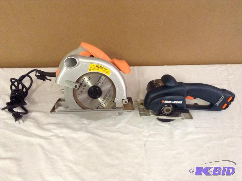 lot 119 image: 2 Circular Saws - Chicago & Black & Decker