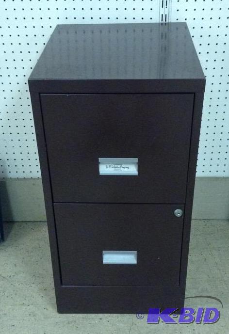 lot 140 image: Metal 2 Drawer Filing Cabinet