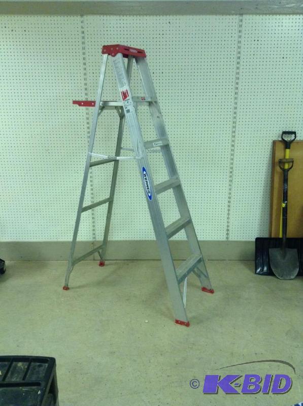 lot 142 image: Werner 6 Metal Ladder