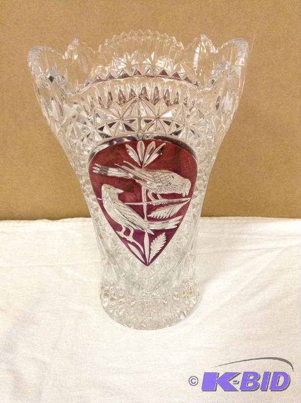 lot 68 image: Hofbauer Ruby Bird Lead Crystal Vase
