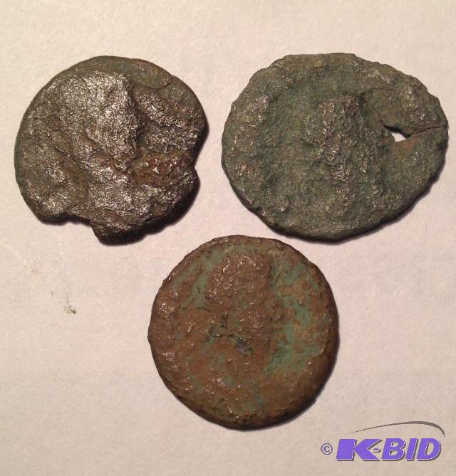 (3)  Ancient Roman Coins 1500 years old