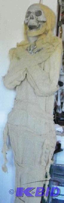 6 Foot Hanging Mummy With Lighted Eyes And So...