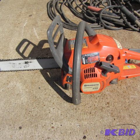 Husqvarna 235 Chainsaw