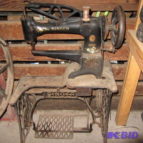 Singer Leather Treadle Sew Machine