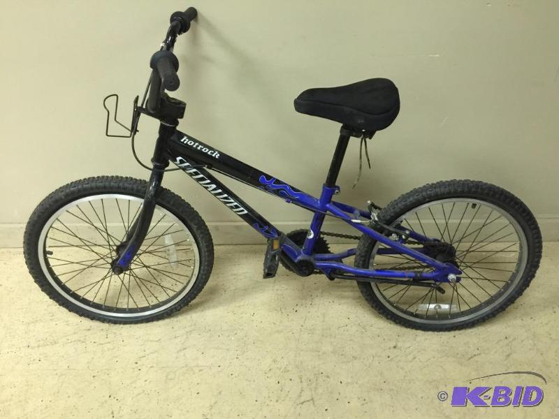 lot 15 image: Specialized Hotrock Childrens Bike