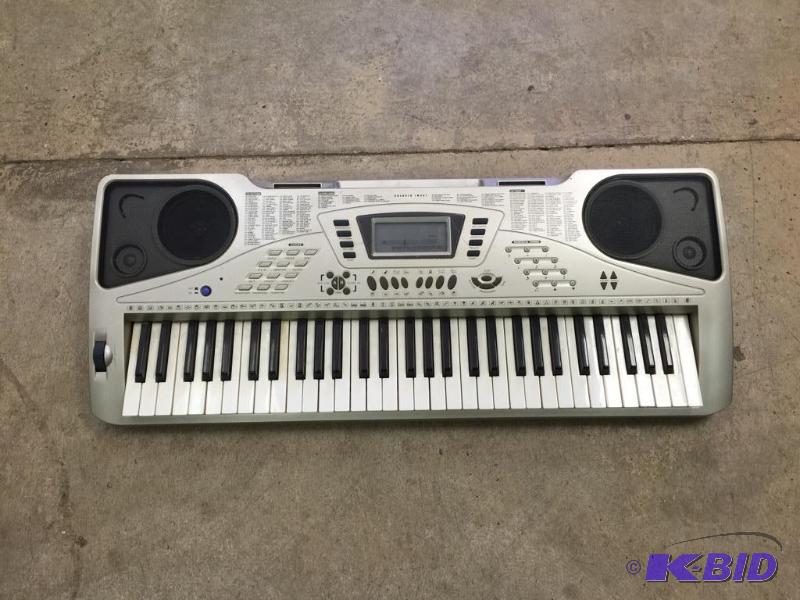 lot 30 image: Sharper Image Keyboard
