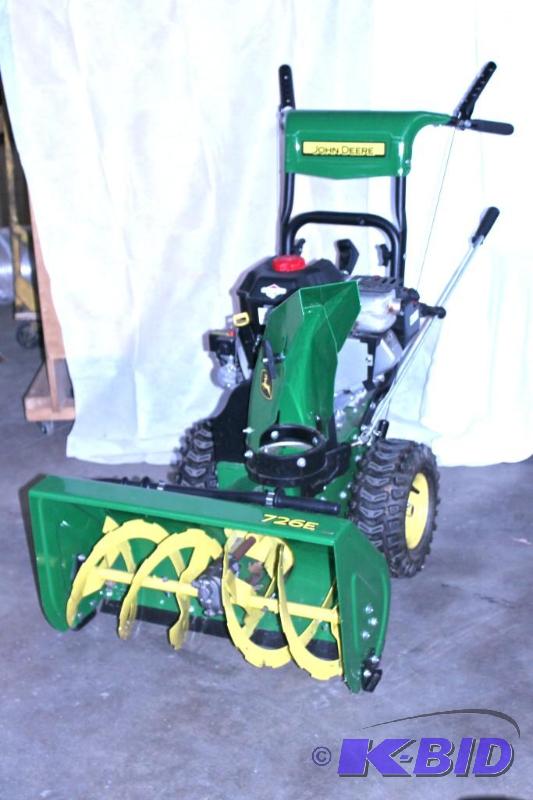 John Deere 726E Snow Blower (26)