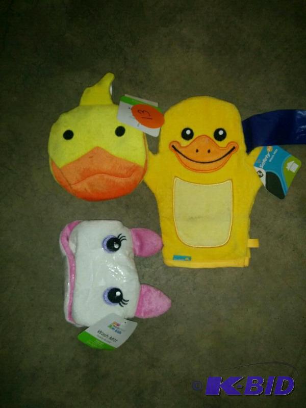 Set of Wash Mitts (3)