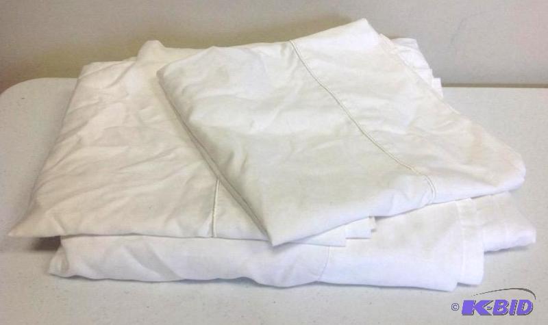 JC Penney King 1 Flat 2 Pillow Cases Ivory