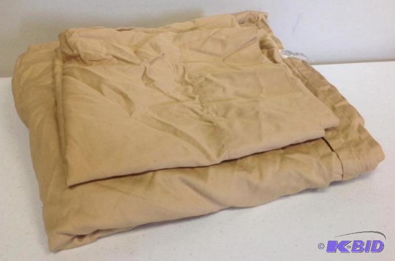 JC Penney Studio King 1 Flat and 1 Pillow Case Gold