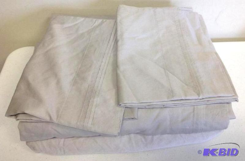 Royal Velvet Queen Sheet Set Grey