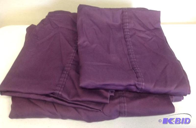 JC Penney Studio Full Flat Sheet and 2 Pillow Cases Dark Plum