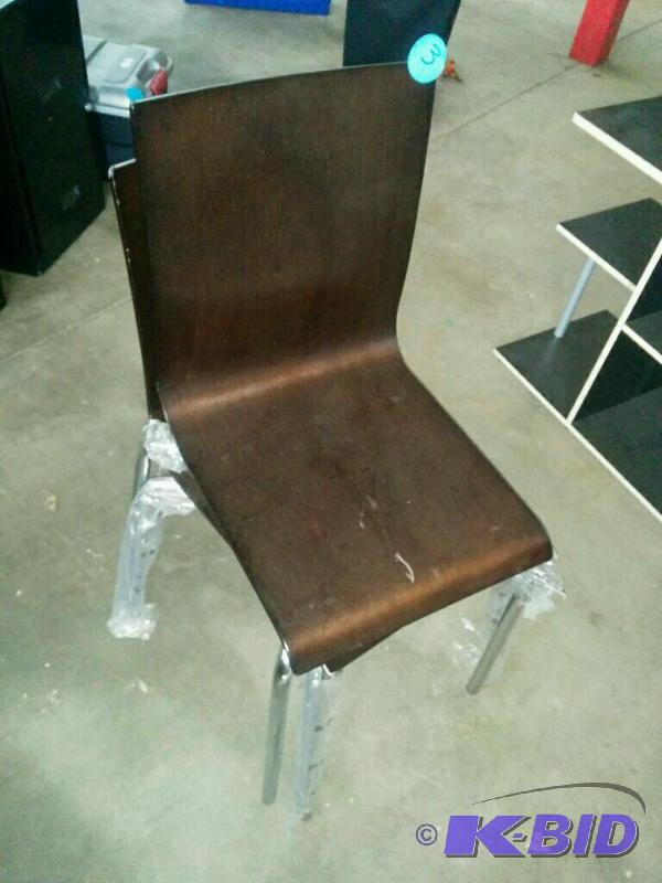 2 Stackable Chairs