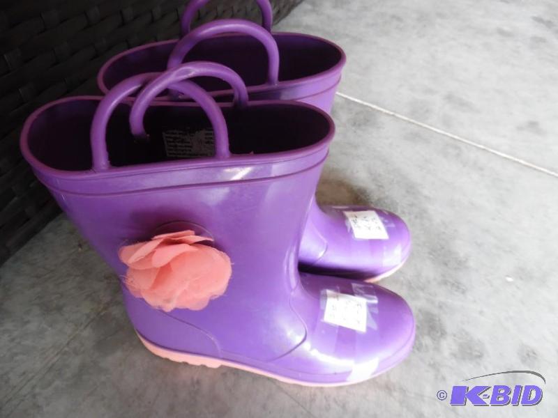 Rubber boots