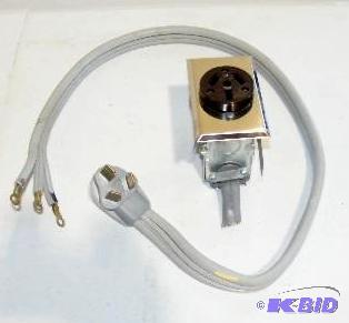 lot 82 image: 220V Stove Power Cord and Outlet - UsedWorks...