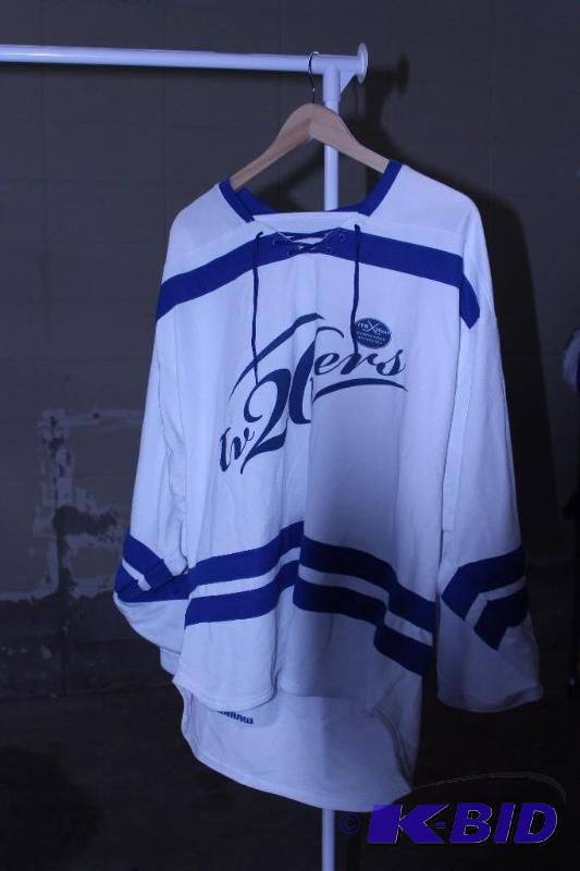 Hockey Jerseys (11)