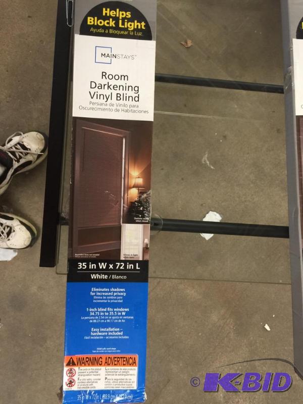 Mainstay room darkening vinyl blind white