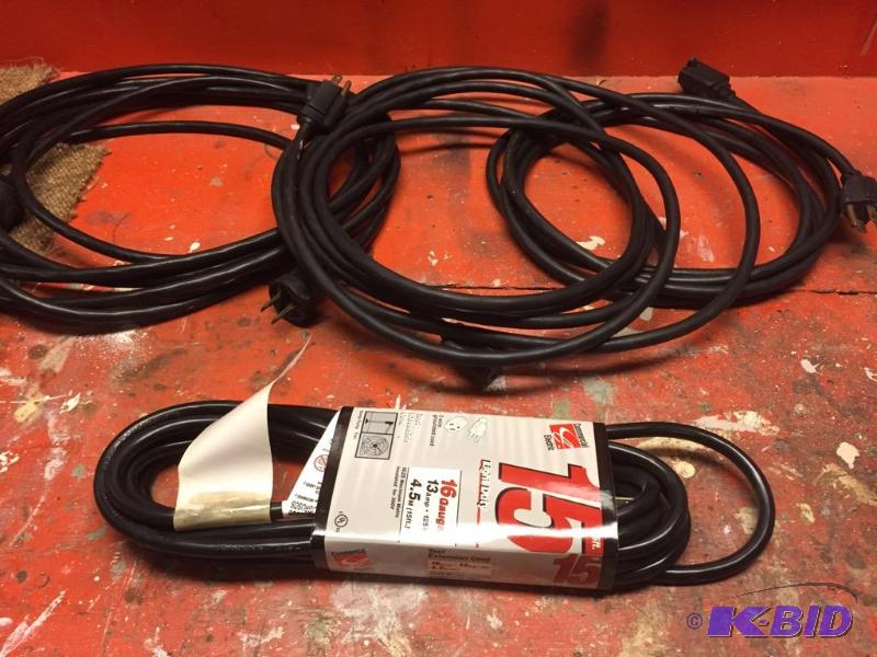 lot 120 image: Selection of Extension Cords