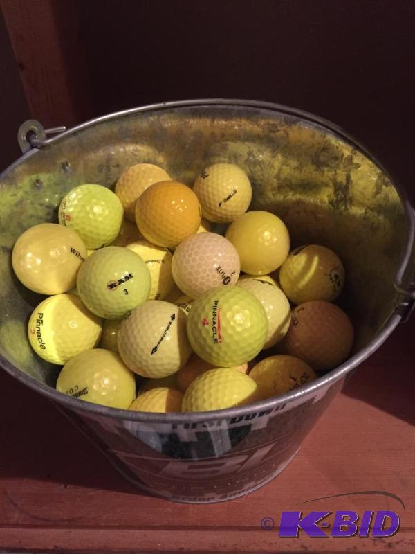 lot 123 image: Bucket o Golf Balls